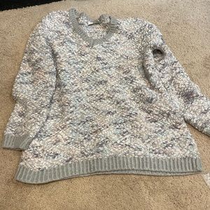 great winter sweater, light pink, light grey, light blue, and white